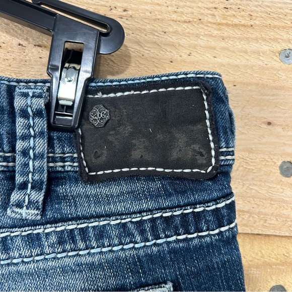 Women’s Silver Suki Shorts Size 30 - Picture 4 of 9